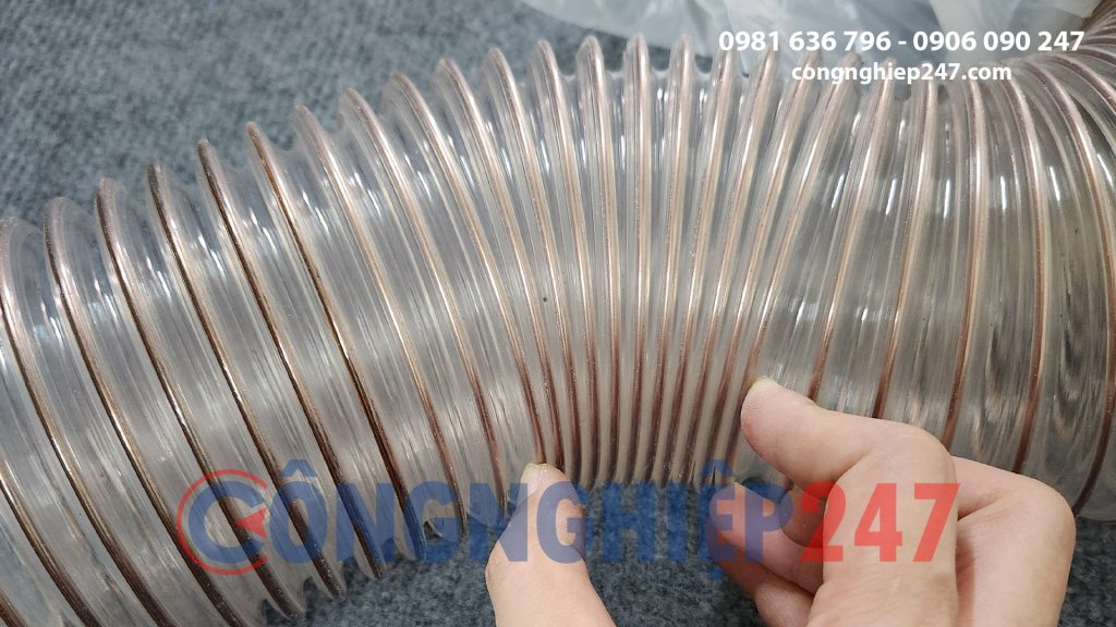 Tính năng nhẹ co giãn đàn hồi của ống hút bụi PU lõi thép mạ đồng