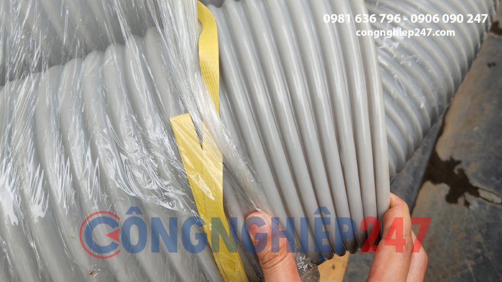 Tính năng nhẹ co giãn đàn hồi của ống hút bụi gân nhựa